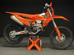 KTM 350 EXC-F SIX DAYS - NYSKICK!