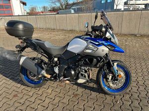 SUZUKI DL 1000 XT V-STROM IN SEHR GUTEN ZUSTAND MIT VIEL ZUBEHÖR