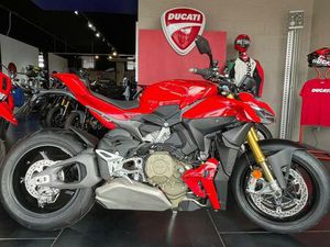 VENDO DUCATI STREETFIGHTER V4 S (2025) NUOVA A GAGLIANICO (CODICE 9888769) - MOTO.IT