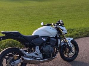 HONDA HORNET 600 PC 41 2009R SZWAJCARIA NOWE OPONY LANCUCH, TORBY WROCLAW STARE MIASTO