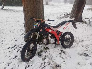 SUPERMOTO 125 CHINSKIE ZAMIANA ZA OPONY 18 225/35 30 TUREK