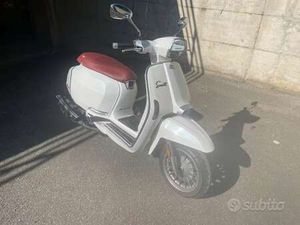 LAMBRETTA V200 SPECIAL GRIGIO