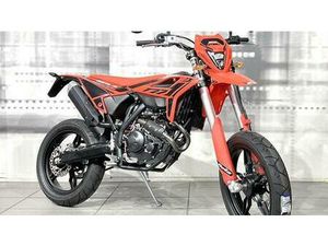 VENDO BETAMOTOR RR 125 4T ENDURO R (2024 - 25) NUOVA A CASALGRASSO (CODICE 9888378) - MOTO.IT