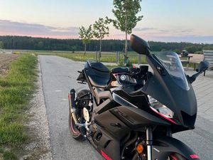 YAMAHA YZF R3