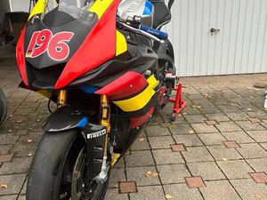 YAMAHA R6 RJ27 RACEBIKE