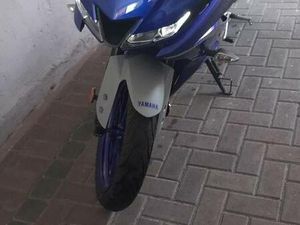 YAMAHA YZF-R 125 MOTORRAD