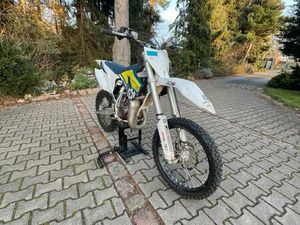 HUSQVARNA TC 85