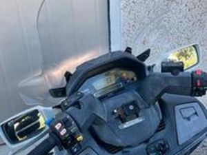 SUZUKI BURGMAN 650 EXECUTIVE