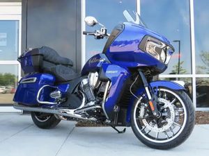 2023 INDIAN MOTORCYCLE PURSUIT LIMITED WITH PREMIUM PACKAGE SPIR