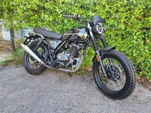 BRIXTON FELSBERG 125 CC TOTAL BLACK ABS