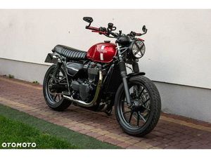 TRIUMPH BONNEVILLE