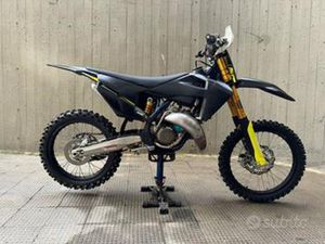 HUSQVARNA TC 125 2020 CON 15H TOTALI