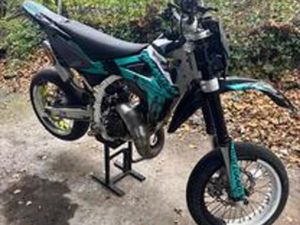 HUSQVARNA WR 125 - 2011