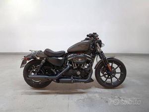 HARLEY DAVIDSON 883 IRON
