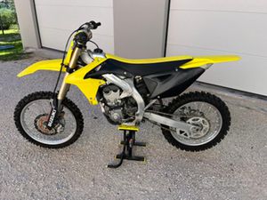 MOTOCROSS SUZUKI 450