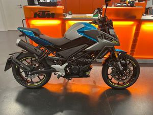 CF MOTO NK 125 BLAU ODER SCHWARZ 4 JAHRE GARANTIE