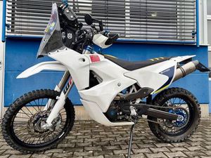 HUSQVARNA 701 RALLYE UMBAU
