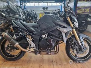 SUZUKI GSR 750 - FINANZIABILE