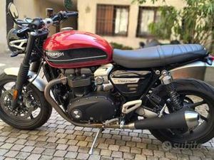 TRIUMPH SPEED TWIN 1200