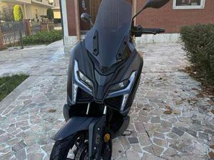 VOGE R125 BENZINA NERO