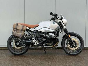 SCRAMBLER MET AKRAPOVIC / 2018 / 6900KM / ZIJTAS