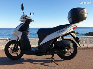 SCOOTER SUZUKI ADDRESS 110 PARFAIT ÉTAT