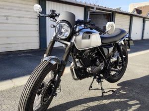 MOTO 125 BRIXTON SUNRAY 300KM