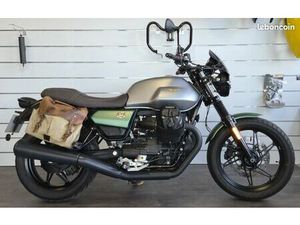 MOTO GUZZI V7 STONE CENTENARIO