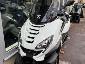 PEUGEOT METROPOLIS ALLURE 400I - RÉVISER ET GARANTIE