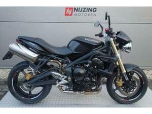 TRIUMPH STREET TRIPLE 675 (BJ 2010) — MOTOREN | TRIUMPH — MARKTPLAATS