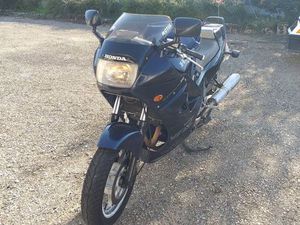 MOTO HONDA VFR750F
