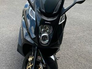 SCOOTER GILERA GP800