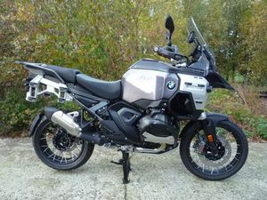 BMW R 1300 GS ADV TRIPLE BLACK RIDING ASSIST 4 PAKET