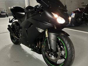 KAWASAKI NINJA ZX-10R