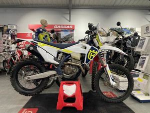 HUSQVARNA FE 250 2023 250 CM3 | MOTO ENDURO | 94 HR | BLANC | 02600 VILLERS COTTERETS