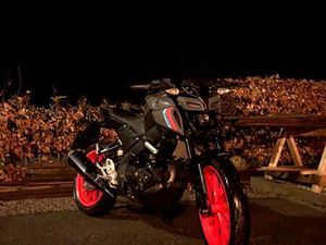 YAMAHA MT 125