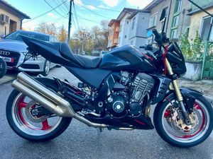 KAWASAKI Z Z 1000 - TOP →