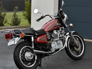 HONDA CX500C CUSTOM ROUGE