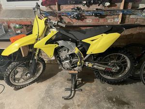SUZUKI RMZ 450 PIERWSZY WLASCICIEL GDAŃSK WRZESZCZ
