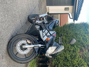 HONDA CBR 125 R