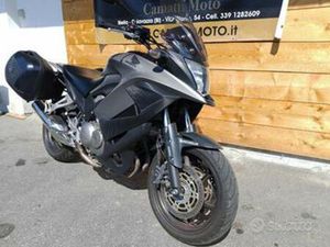 HONDA VFR 800 CROSSRUNNER