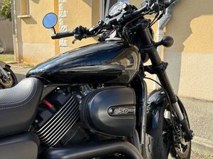 HARLEY DAVIDSON - STREET ROD 750