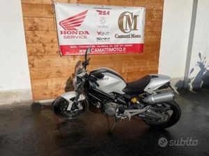 DUCATI MONSTER 696 MONSTER 696