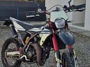 FANTIC XE50 COMPETITION