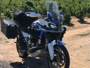 AFRICA TWIN ADVENTURE SPORTS OHLINS TUBELESS ALPINA
