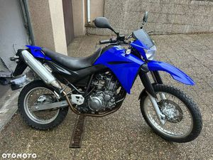 YAMAHA XT