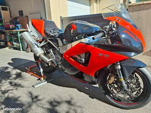HONDA 929 CBR RR PISTE
