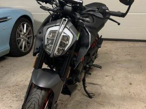 KTM DUKE 125 2022