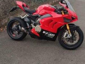 DUCATI - PANIGALE V4S