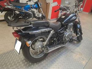 SUZUKI - MARAUDER 250